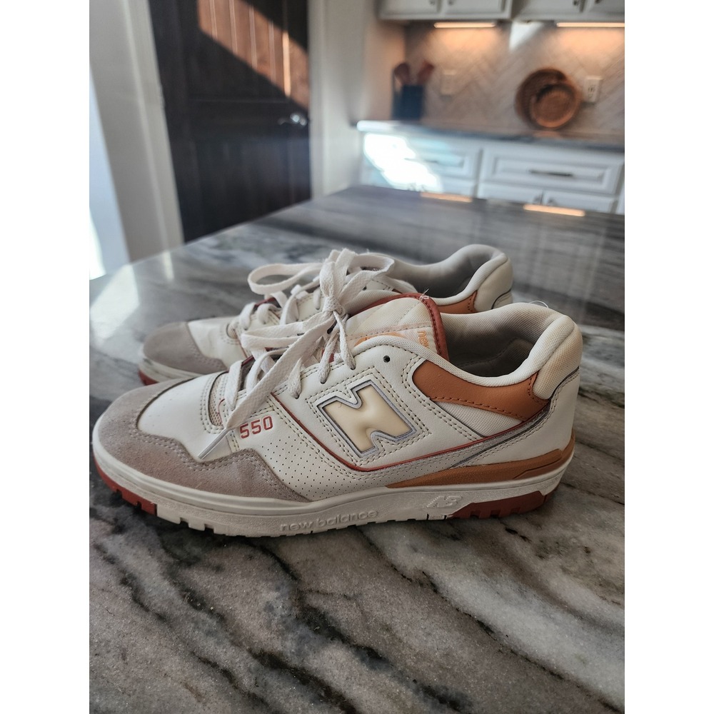 New Balance 550 Womens White Au Lait Beige Tan Sneakers BBW550WA Size 9.5